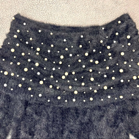Off Shoulder Pearl & Rhinestone Sweater!😍 - Picture 3 of 4
